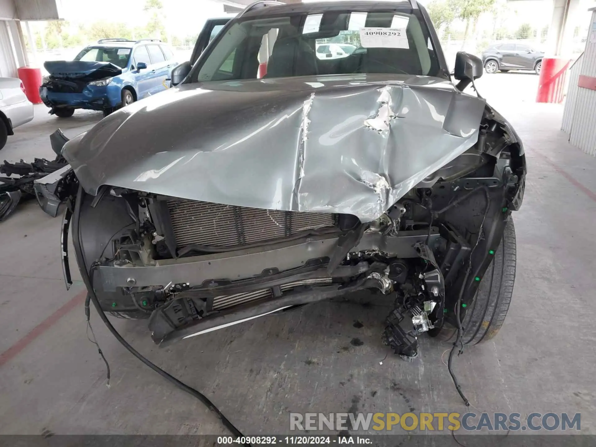 6 fotografías del automóvil dañado YV4102CK3K1418379 VOLVO XC90 2019