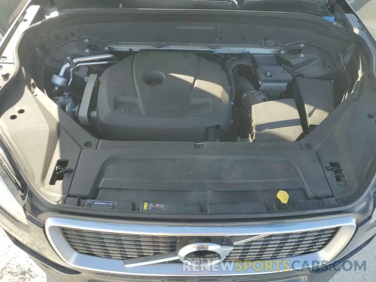 12 fotografías del automóvil dañado YV4102CM3K1460665 VOLVO XC90 2019