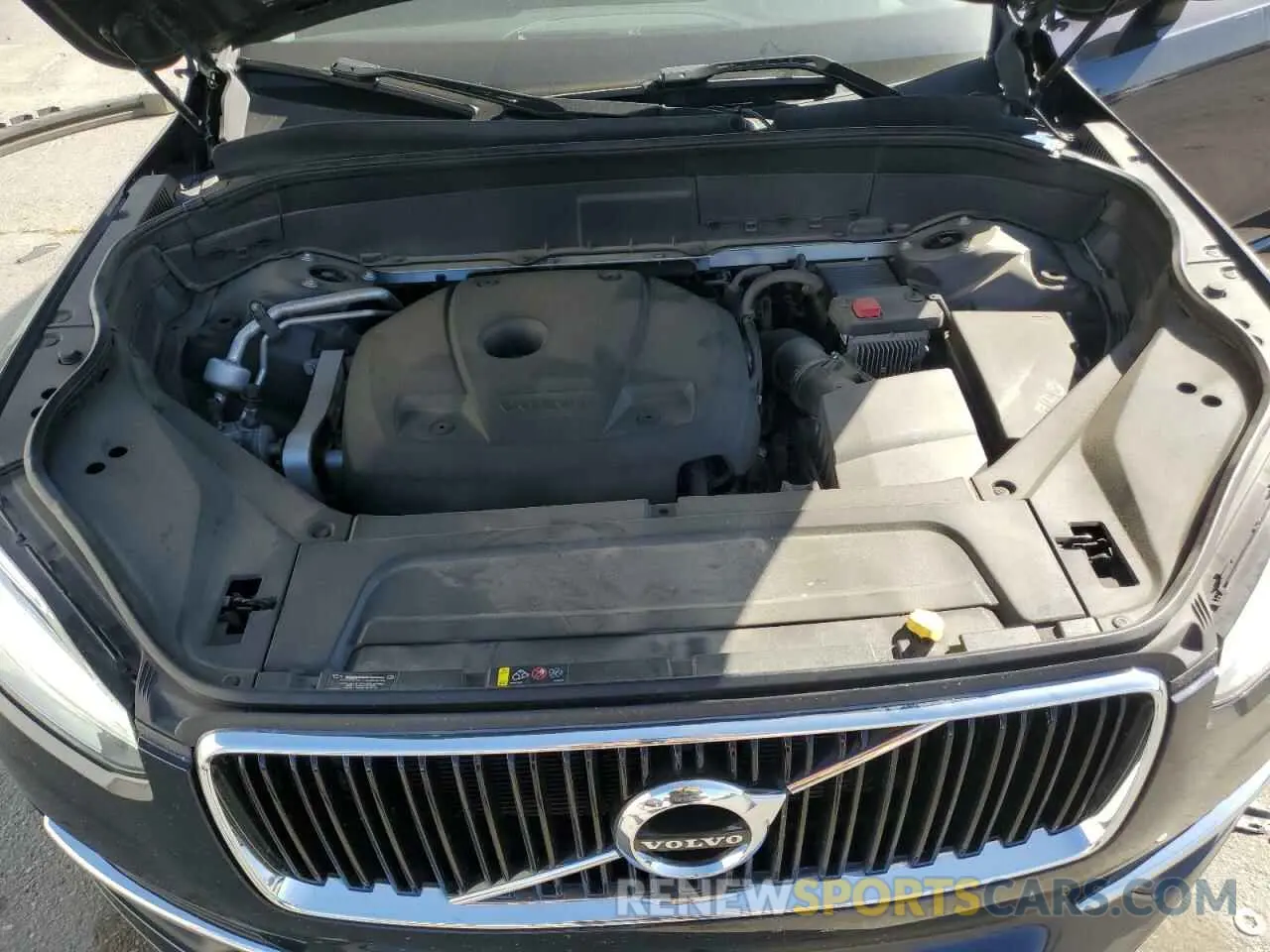 12 fotografías del automóvil dañado YV4102PK8K1485926 VOLVO XC90 2019