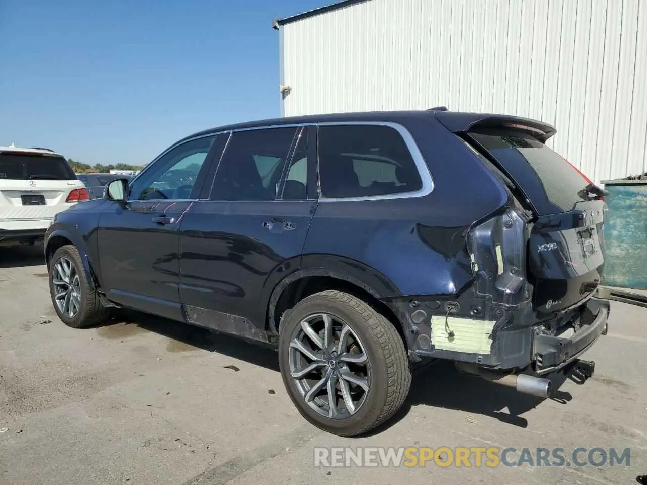 2 fotografías del automóvil dañado YV4102PK8K1485926 VOLVO XC90 2019
