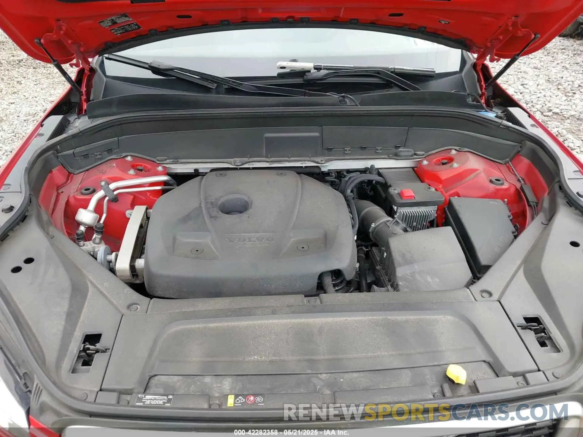 10 fotografías del automóvil dañado YV4102PM5K1469488 VOLVO XC90 2019