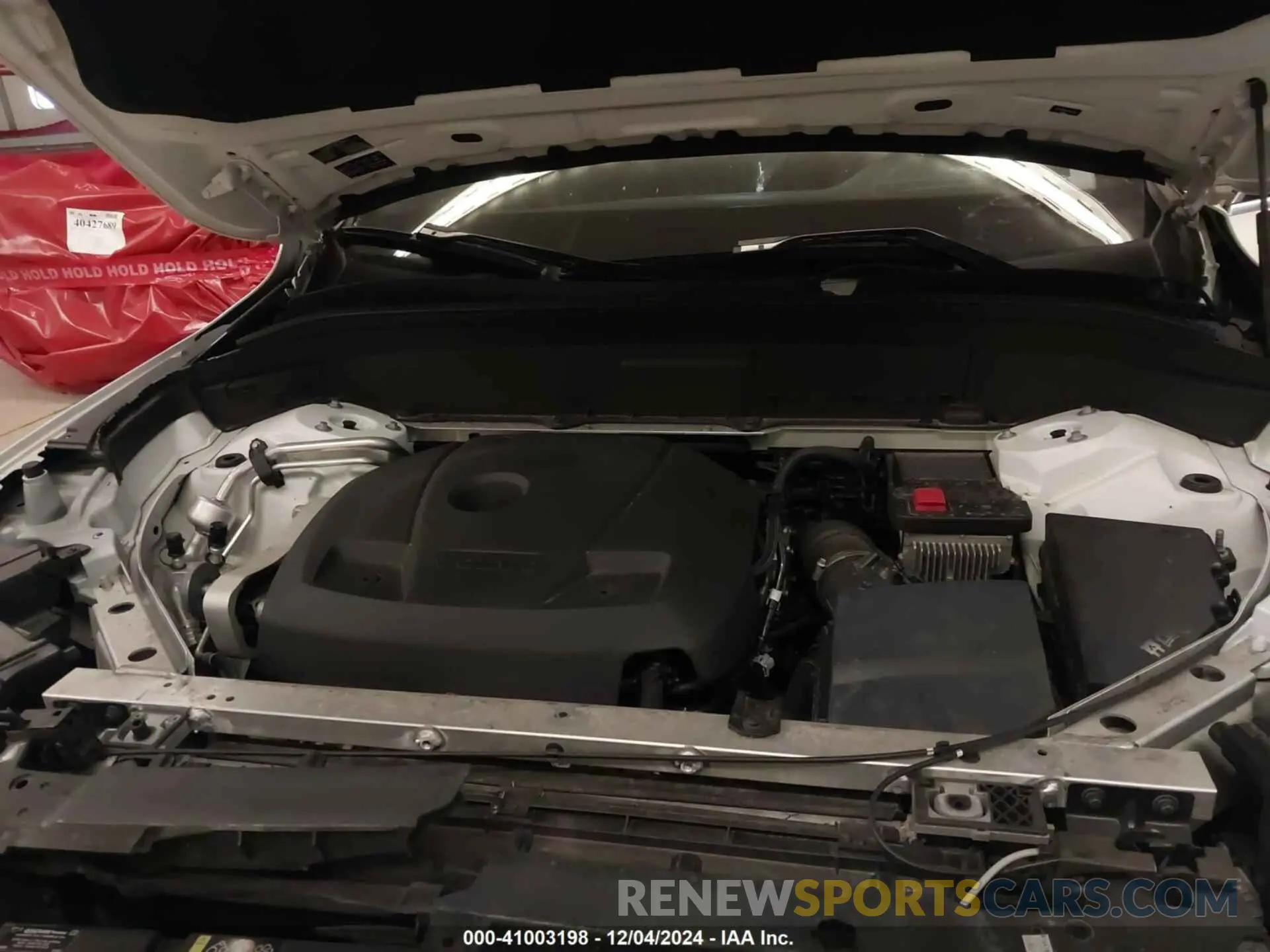 10 fotografías del automóvil dañado YV4102PM6K1446334 VOLVO XC90 2019
