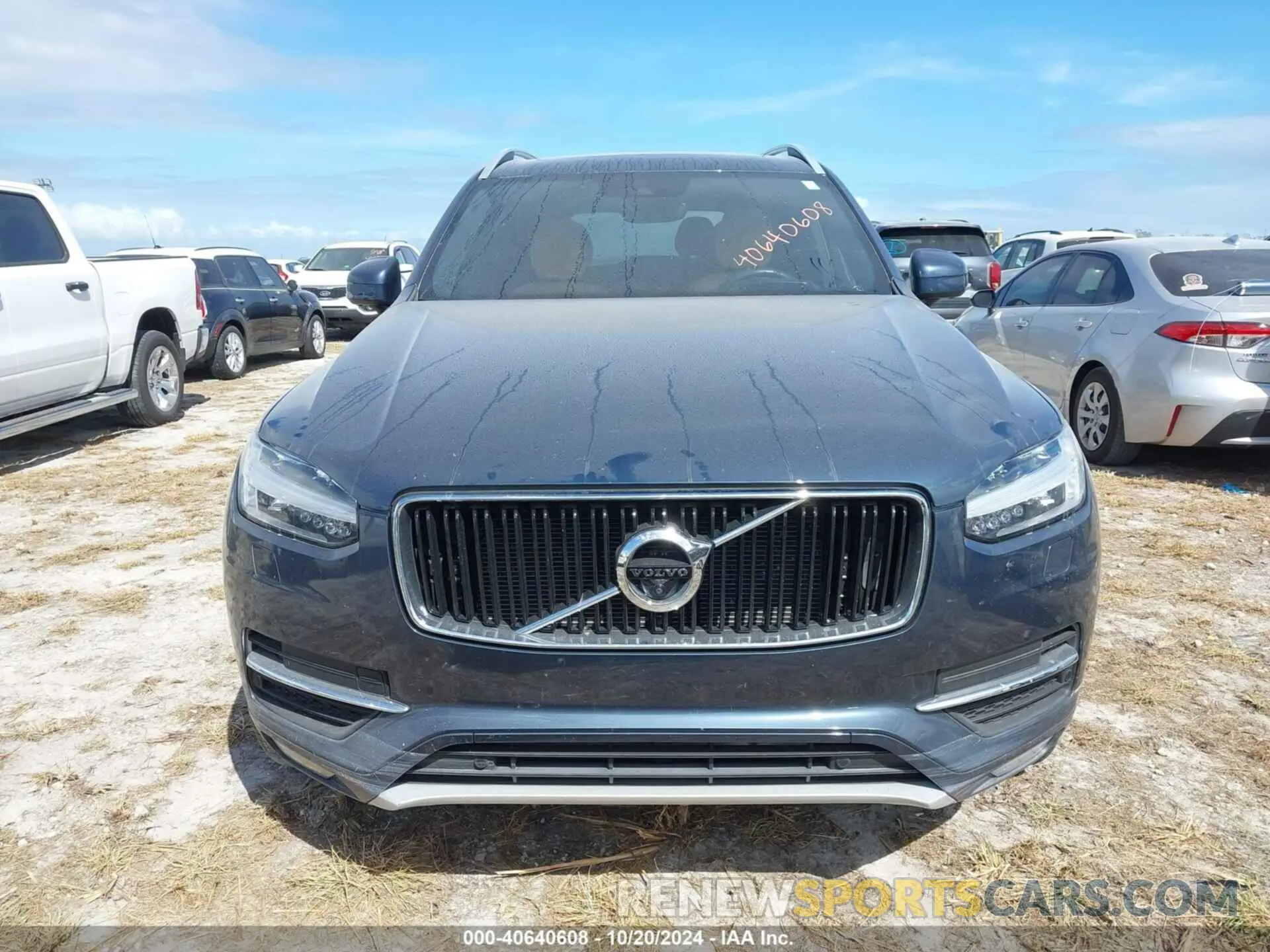 12 fotografías del automóvil dañado YV4A22PK0K1496557 VOLVO XC90 2019