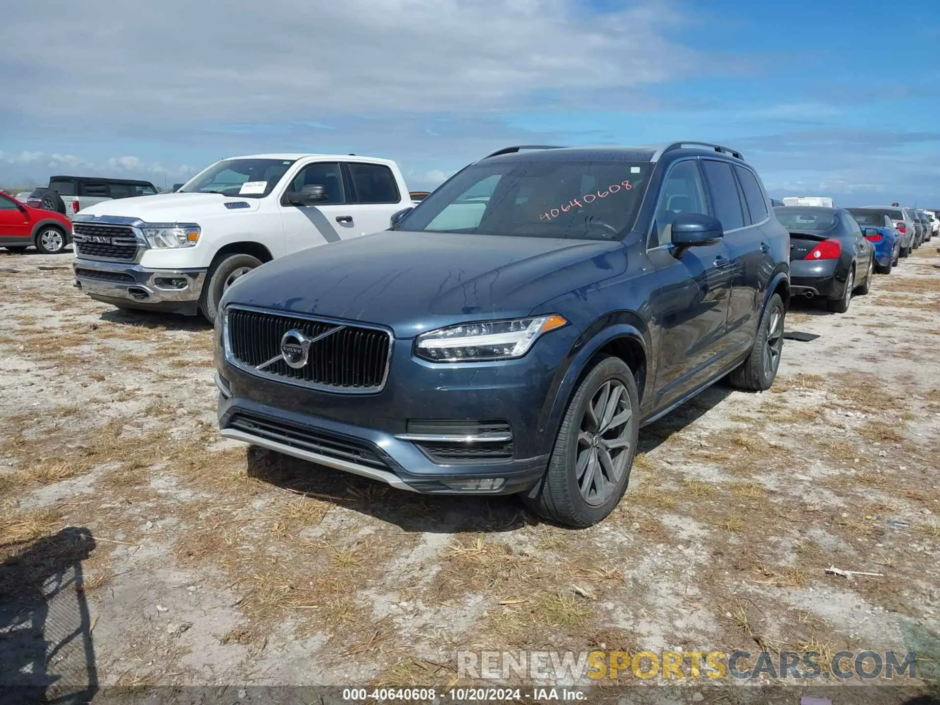 2 fotografías del automóvil dañado YV4A22PK0K1496557 VOLVO XC90 2019