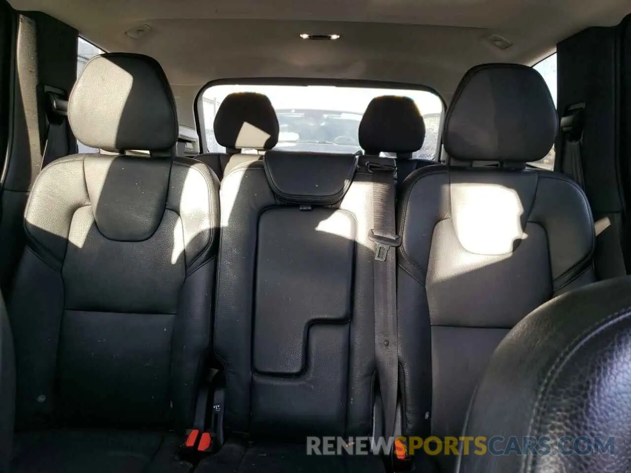 10 fotografías del automóvil dañado YV4A22PK0K1502406 VOLVO XC90 2019