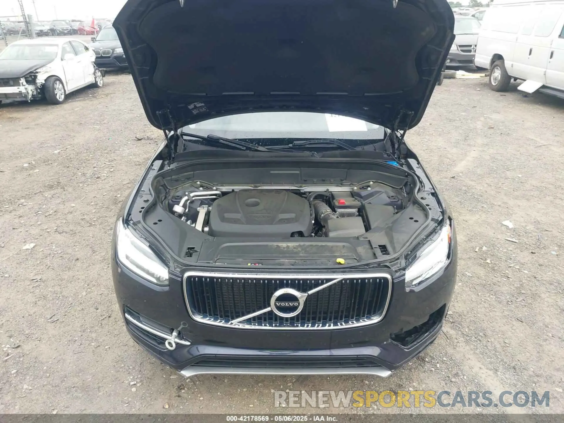 10 fotografías del automóvil dañado YV4A22PK1K1419387 VOLVO XC90 2019