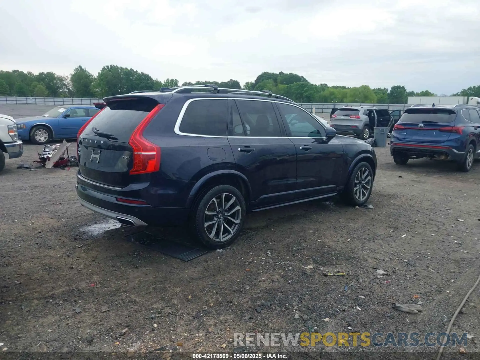 4 fotografías del automóvil dañado YV4A22PK1K1419387 VOLVO XC90 2019