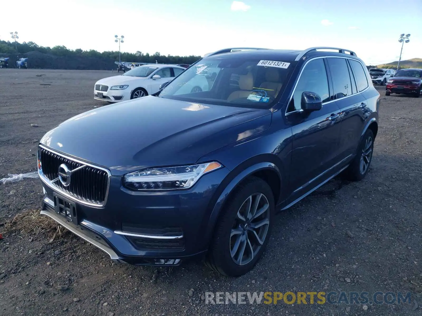 2 fotografías del automóvil dañado YV4A22PK2K1436912 VOLVO XC90 2019