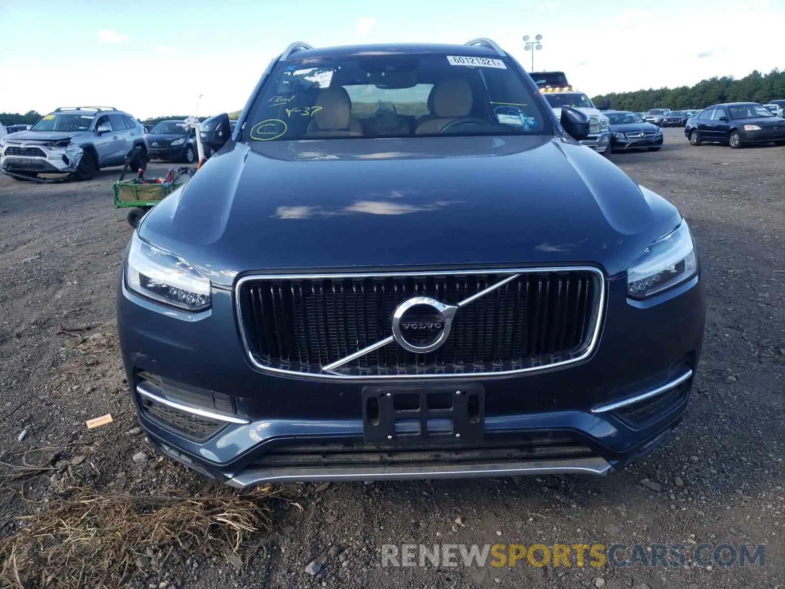 9 fotografías del automóvil dañado YV4A22PK2K1436912 VOLVO XC90 2019