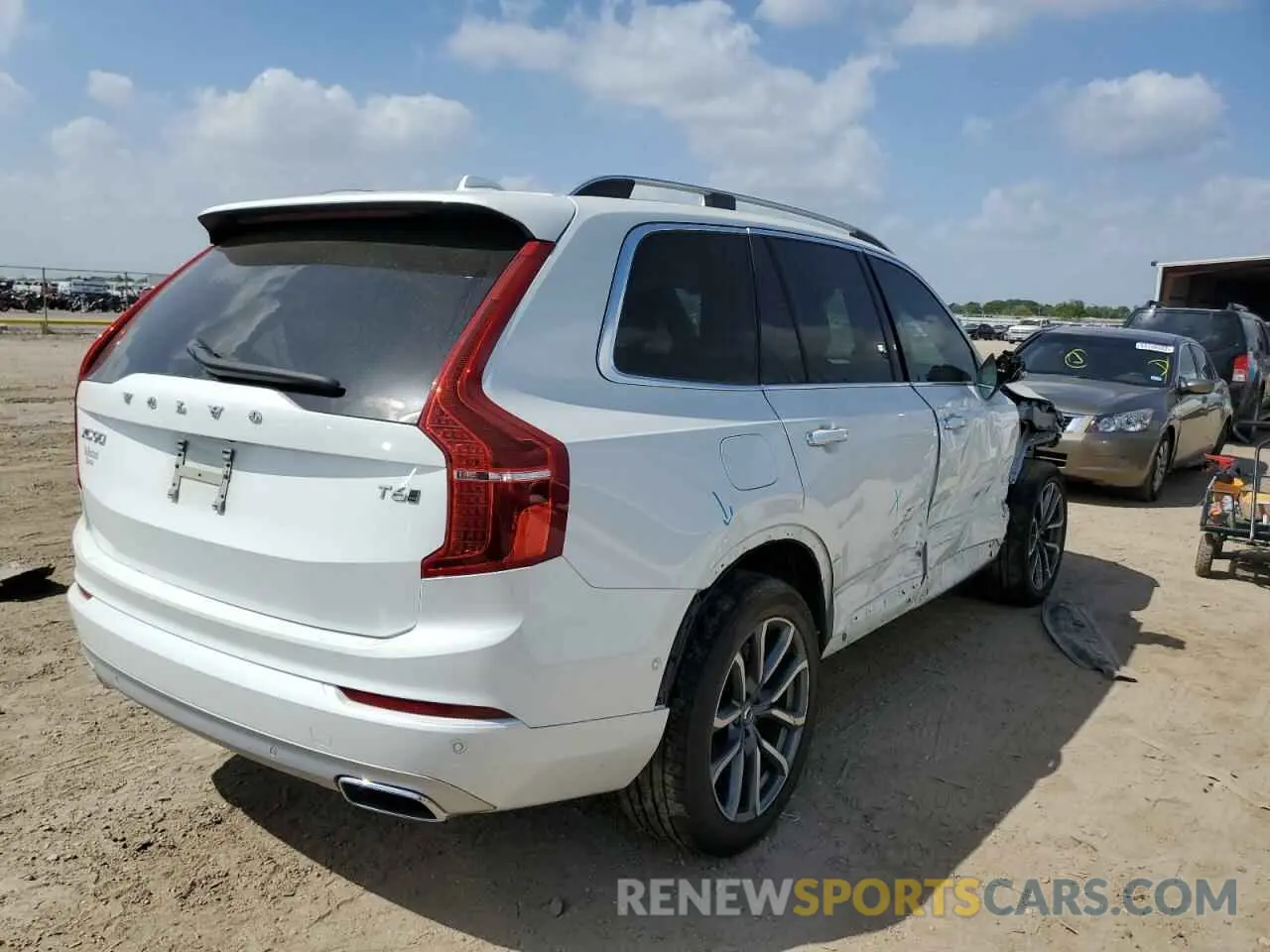 4 fotografías del automóvil dañado YV4A22PK2K1449675 VOLVO XC90 2019