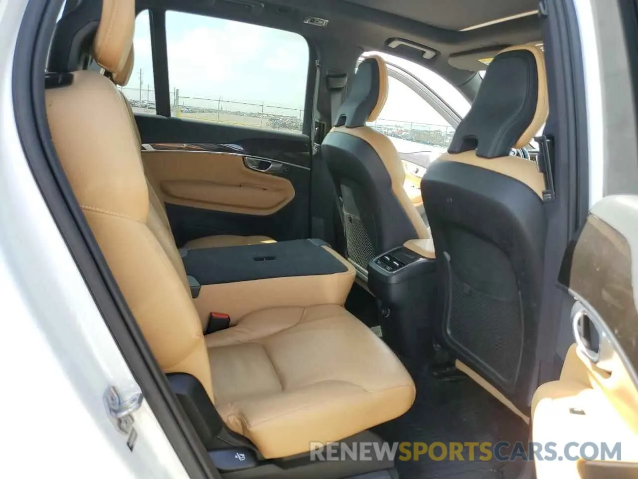 6 fotografías del automóvil dañado YV4A22PK2K1449675 VOLVO XC90 2019