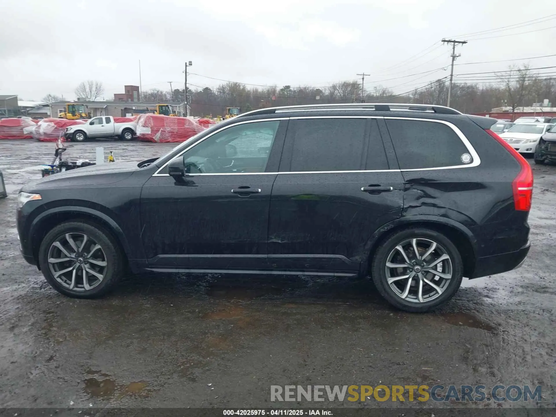 14 fotografías del automóvil dañado YV4A22PK3K1470213 VOLVO XC90 2019