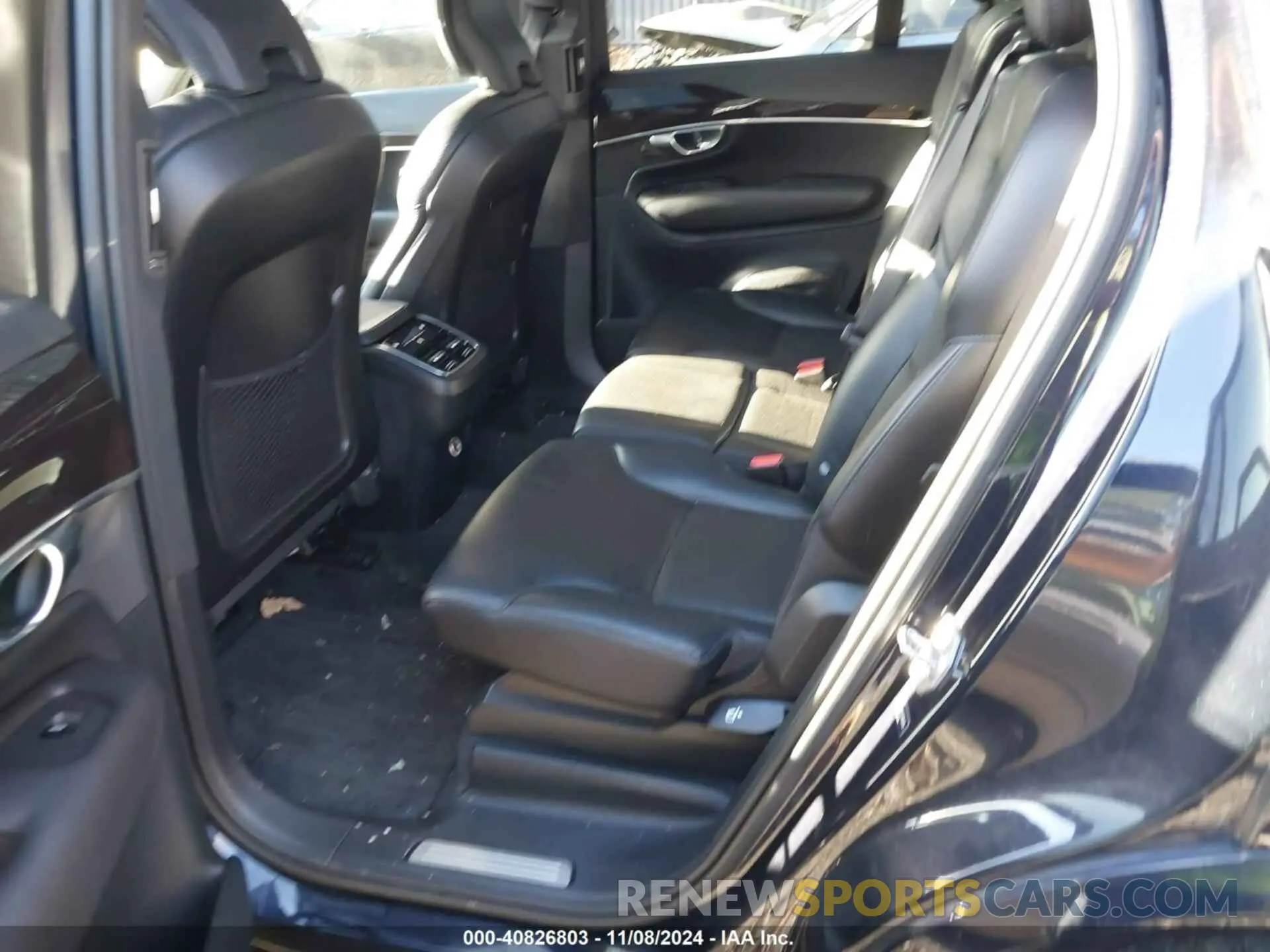 8 fotografías del automóvil dañado YV4A22PK4K1499428 VOLVO XC90 2019