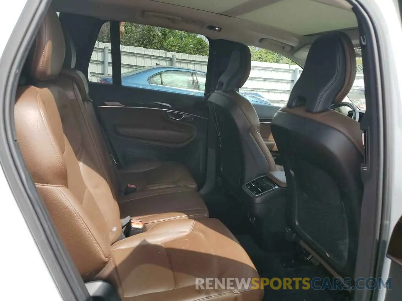 11 fotografías del automóvil dañado YV4A22PK5K1441019 VOLVO XC90 2019