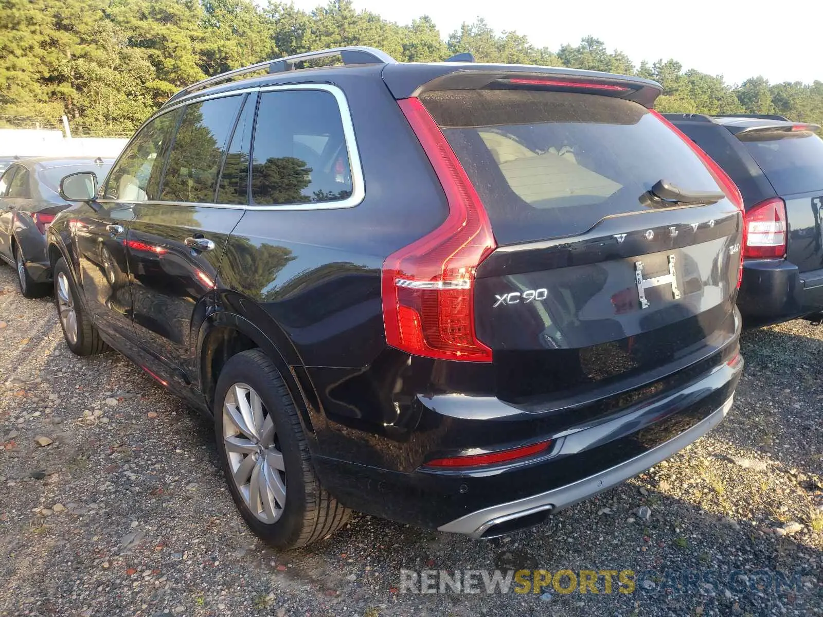 3 fotografías del automóvil dañado YV4A22PK6K1440896 VOLVO XC90 2019