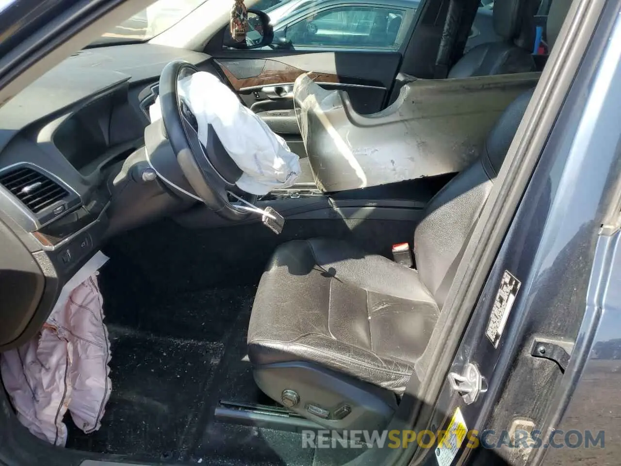 7 fotografías del automóvil dañado YV4A22PKXK1417105 VOLVO XC90 2019
