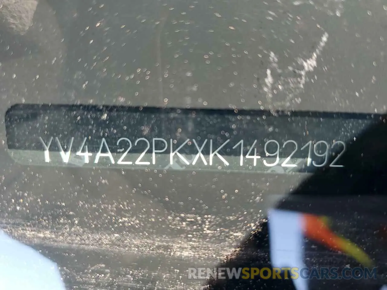 14 fotografías del automóvil dañado YV4A22PKXK1492192 VOLVO XC90 2019