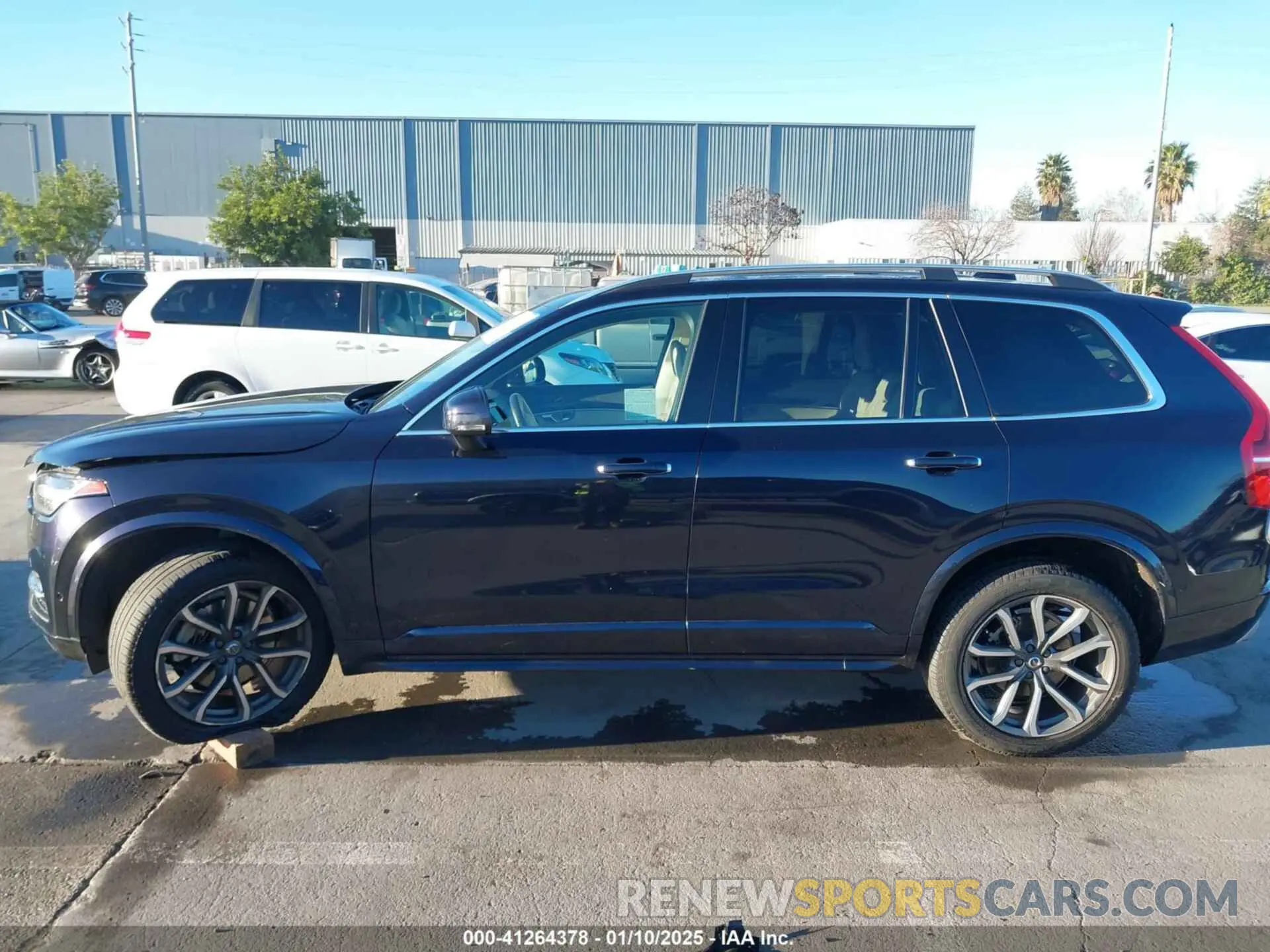 14 fotografías del automóvil dañado YV4A22PKXK1494623 VOLVO XC90 2019