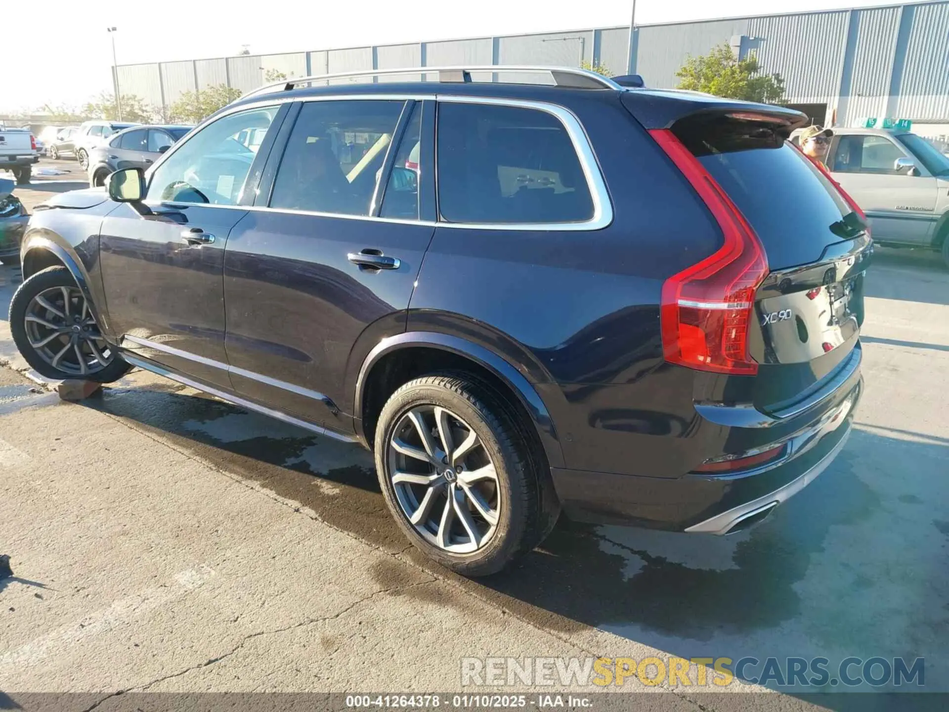 3 fotografías del automóvil dañado YV4A22PKXK1494623 VOLVO XC90 2019