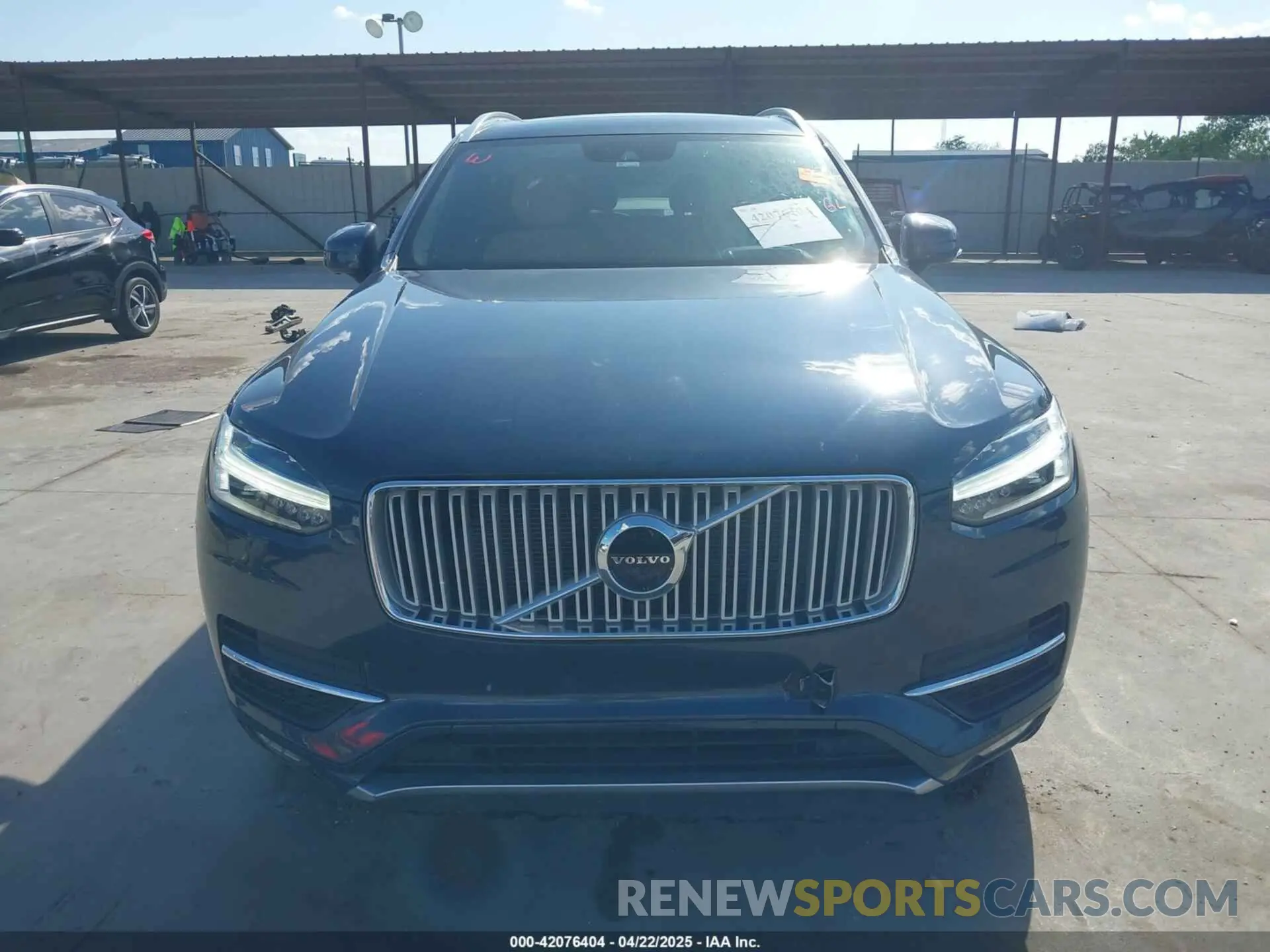 12 fotografías del automóvil dañado YV4A22PL2K1487822 VOLVO XC90 2019