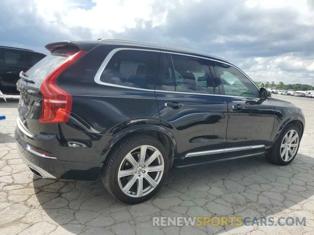 3 fotografías del automóvil dañado YV4A22PL3K1506121 VOLVO XC90 2019