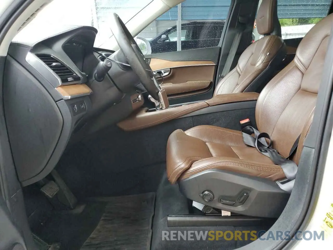 7 fotografías del automóvil dañado YV4A22PL9K1457703 VOLVO XC90 2019