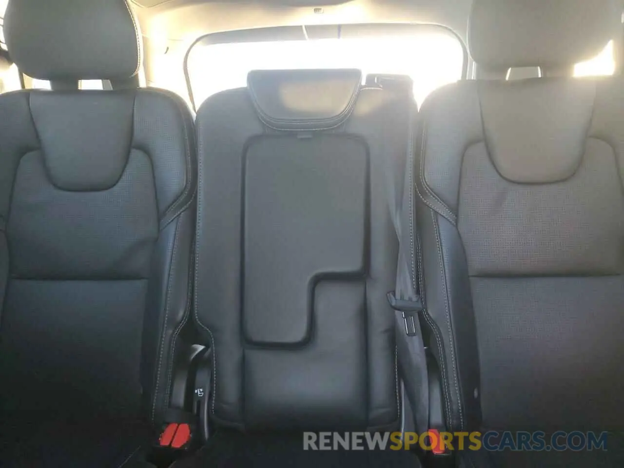 10 fotografías del automóvil dañado YV4A22PL9K1489566 VOLVO XC90 2019