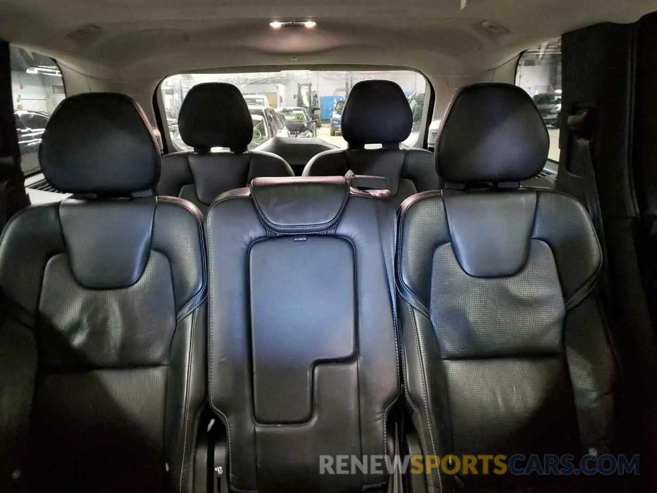 10 fotografías del automóvil dañado YV4A22PLXK1472632 VOLVO XC90 2019