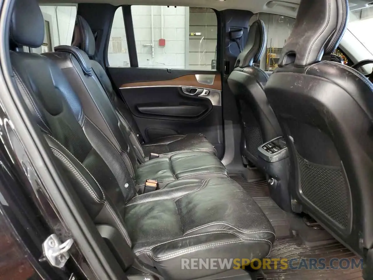 11 fotografías del automóvil dañado YV4A22PLXK1472632 VOLVO XC90 2019