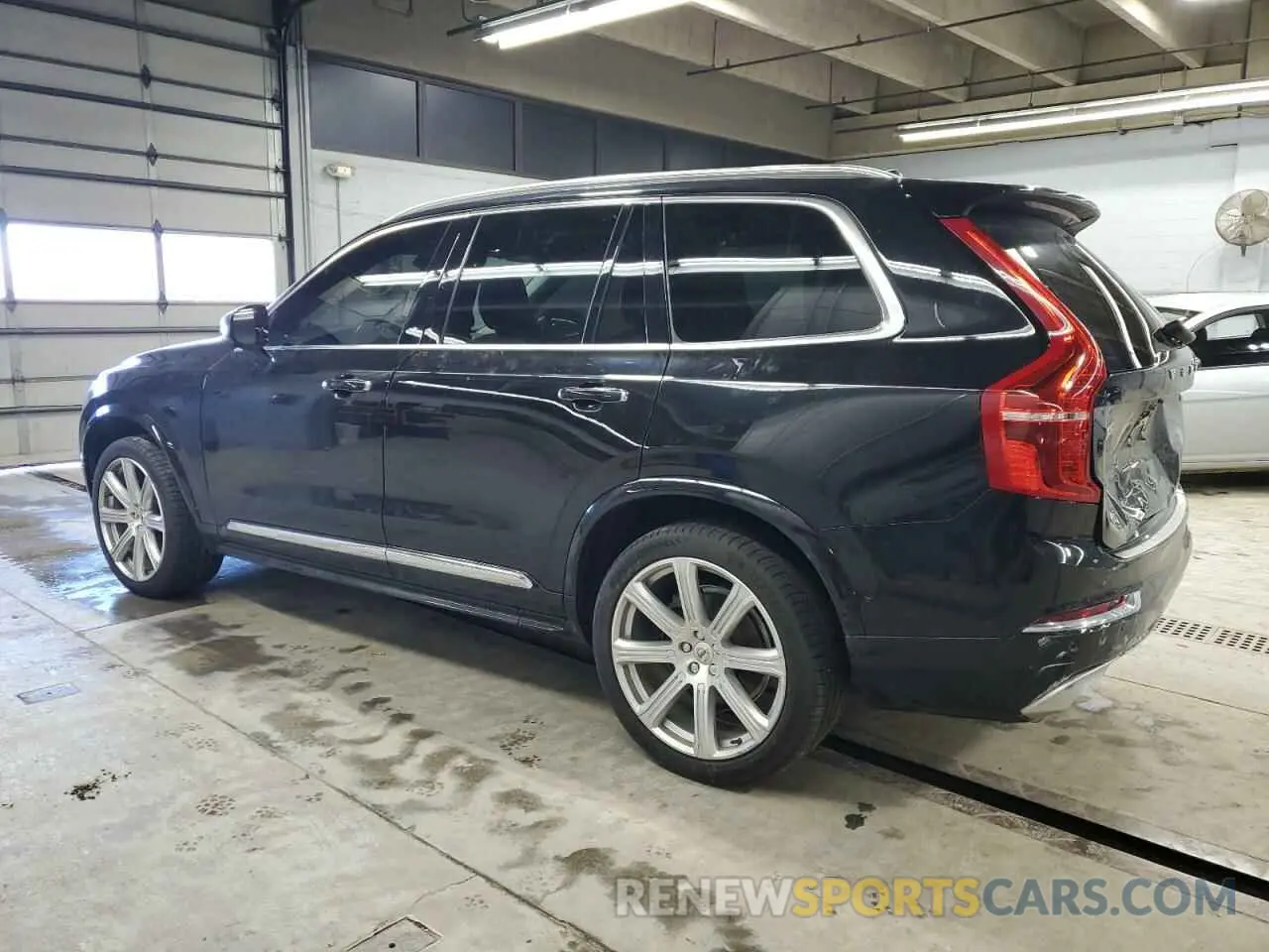 2 fotografías del automóvil dañado YV4A22PLXK1472632 VOLVO XC90 2019