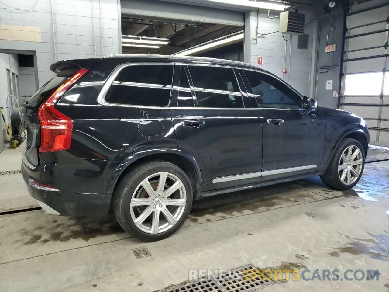 3 fotografías del automóvil dañado YV4A22PLXK1472632 VOLVO XC90 2019
