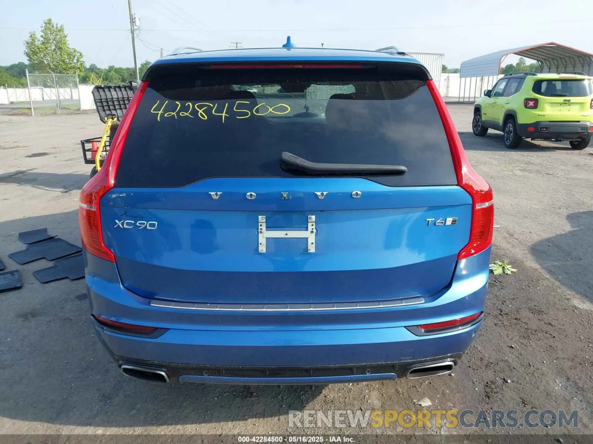 16 fotografías del automóvil dañado YV4A22PM5K1429793 VOLVO XC90 2019