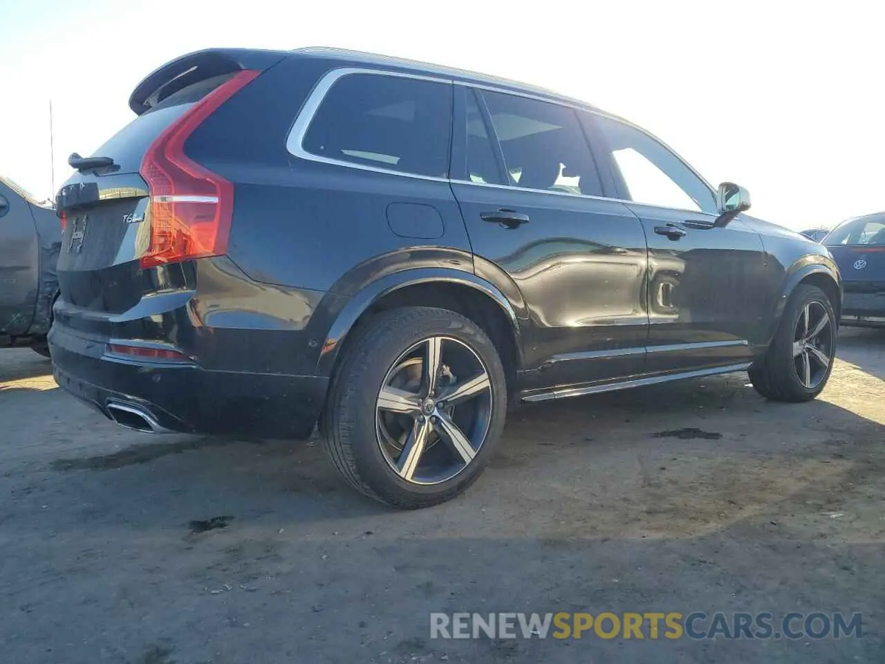 3 fotografías del automóvil dañado YV4A22PM7K1452511 VOLVO XC90 2019