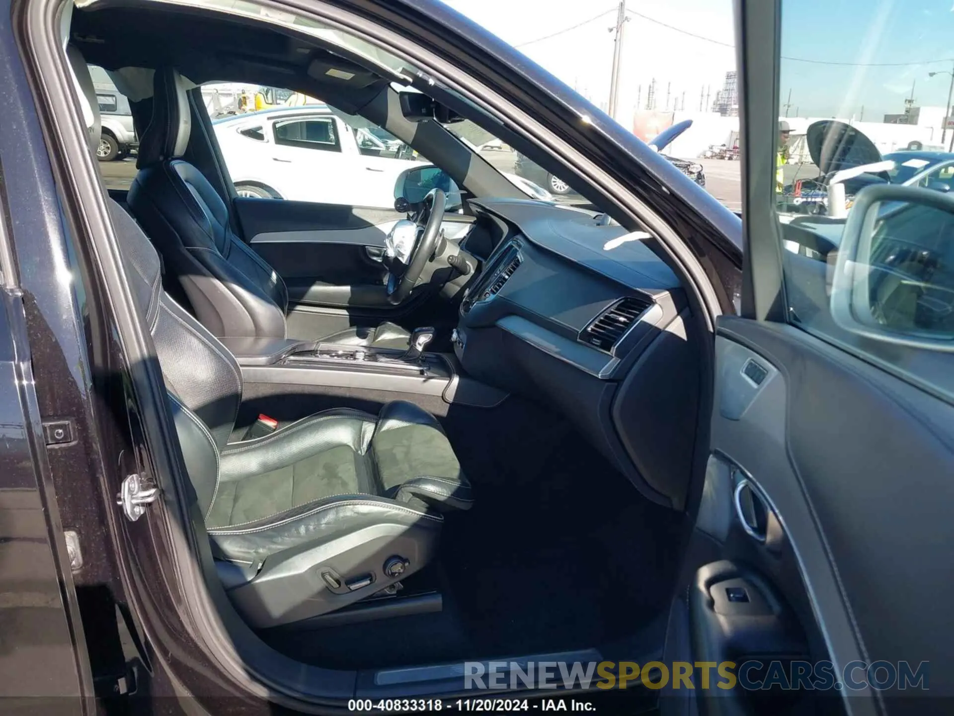 5 fotografías del automóvil dañado YV4A22PM9K1443969 VOLVO XC90 2019