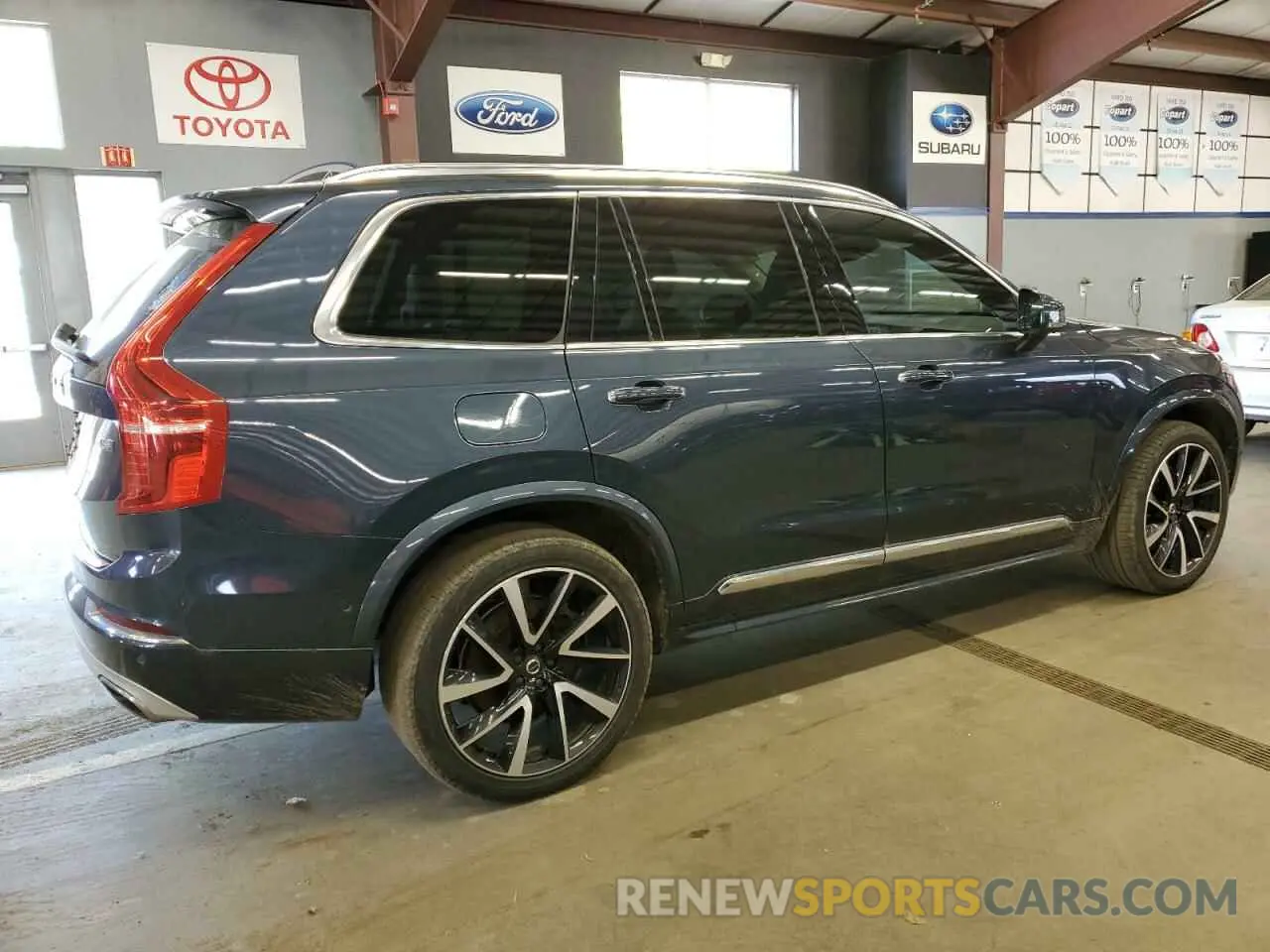 3 fotografías del automóvil dañado YV4BR0CL9K1444041 VOLVO XC90 2019