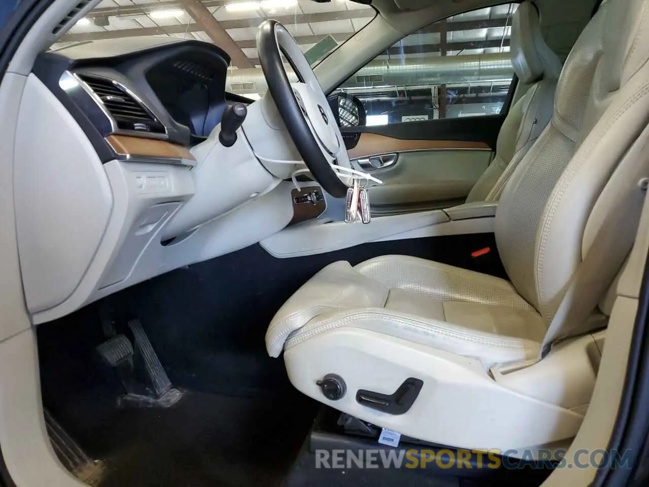 7 fotografías del automóvil dañado YV4BR0CL9K1444041 VOLVO XC90 2019