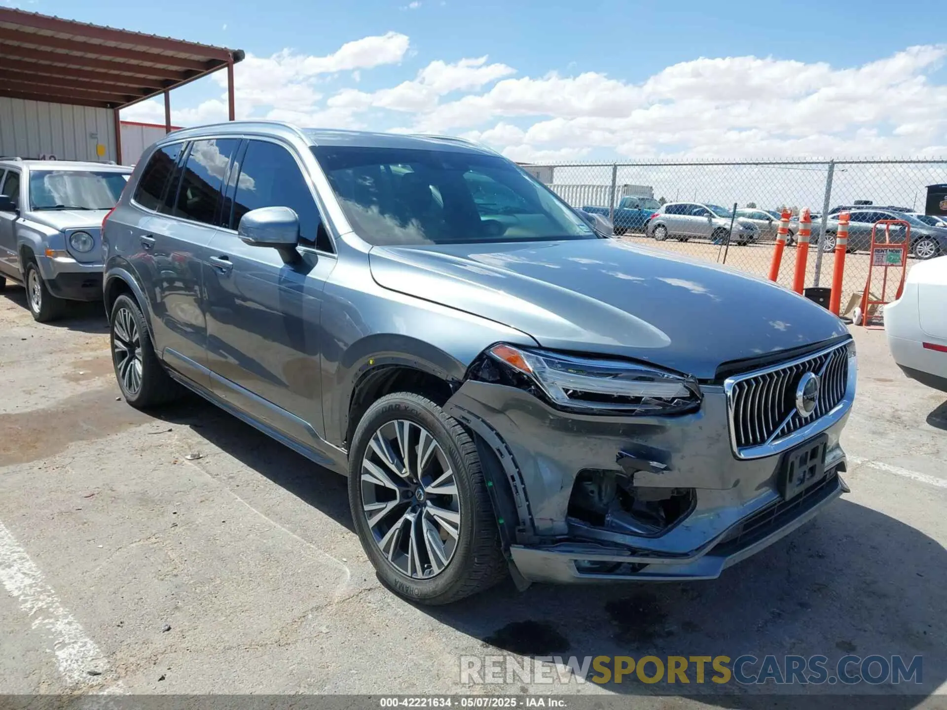1 fotografías del automóvil dañado YV4102CK0L1601885 VOLVO XC90 2020