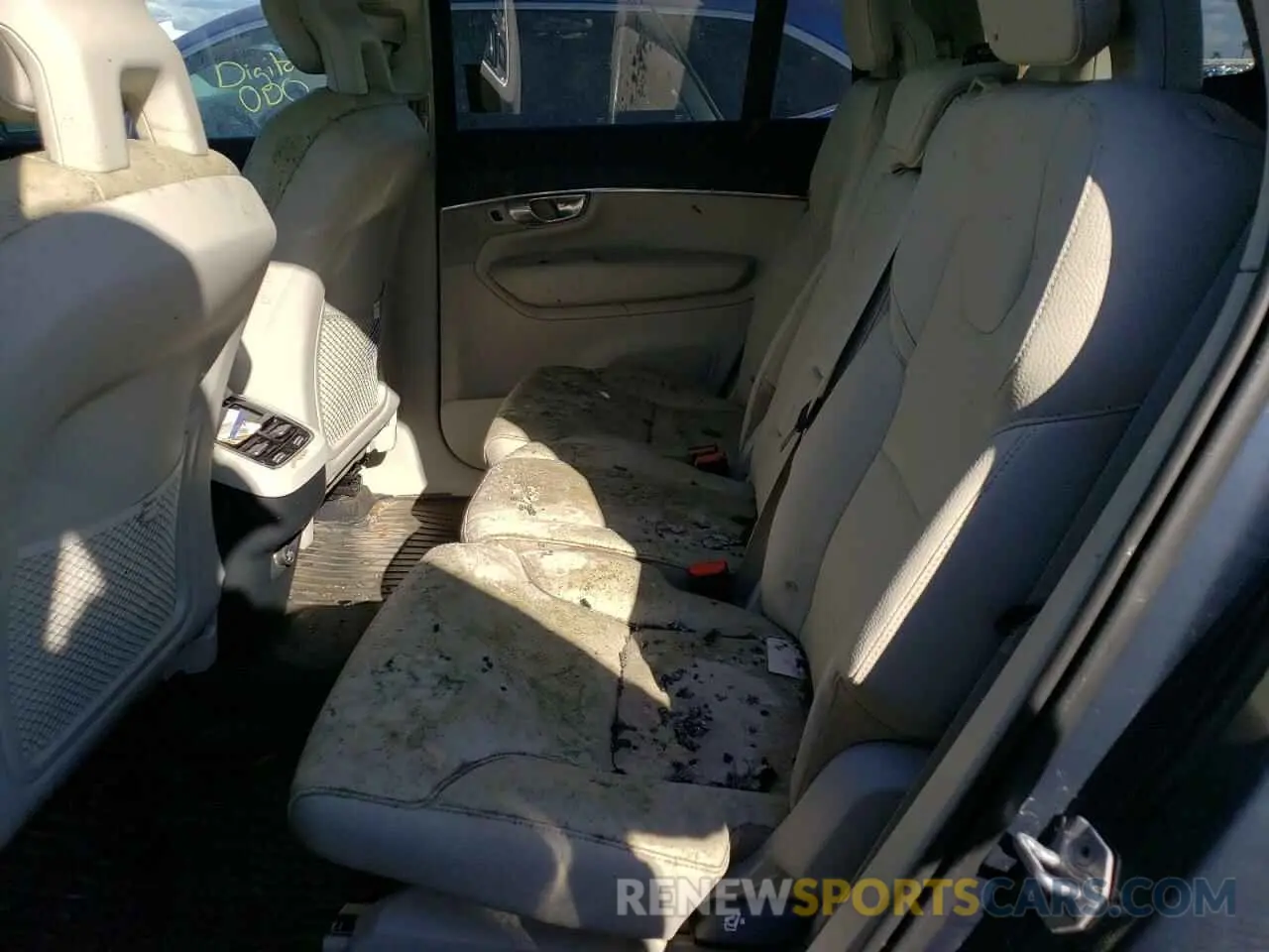 6 fotografías del automóvil dañado YV4102CK2L1594311 VOLVO XC90 2020