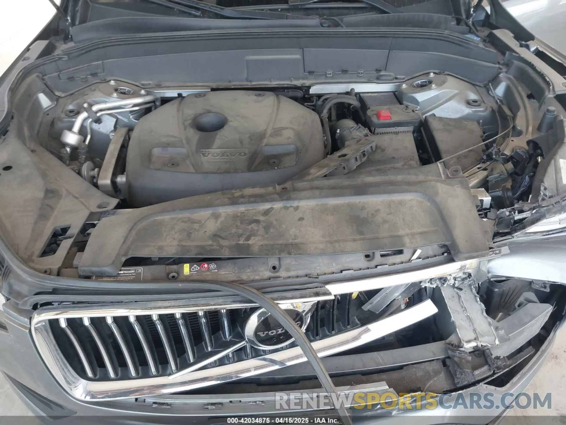 10 fotografías del automóvil dañado YV4102PK1L1591863 VOLVO XC90 2020