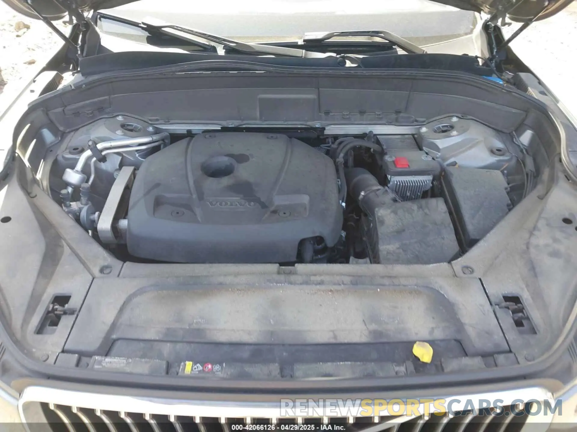 10 fotografías del automóvil dañado YV4102PK1L1605633 VOLVO XC90 2020