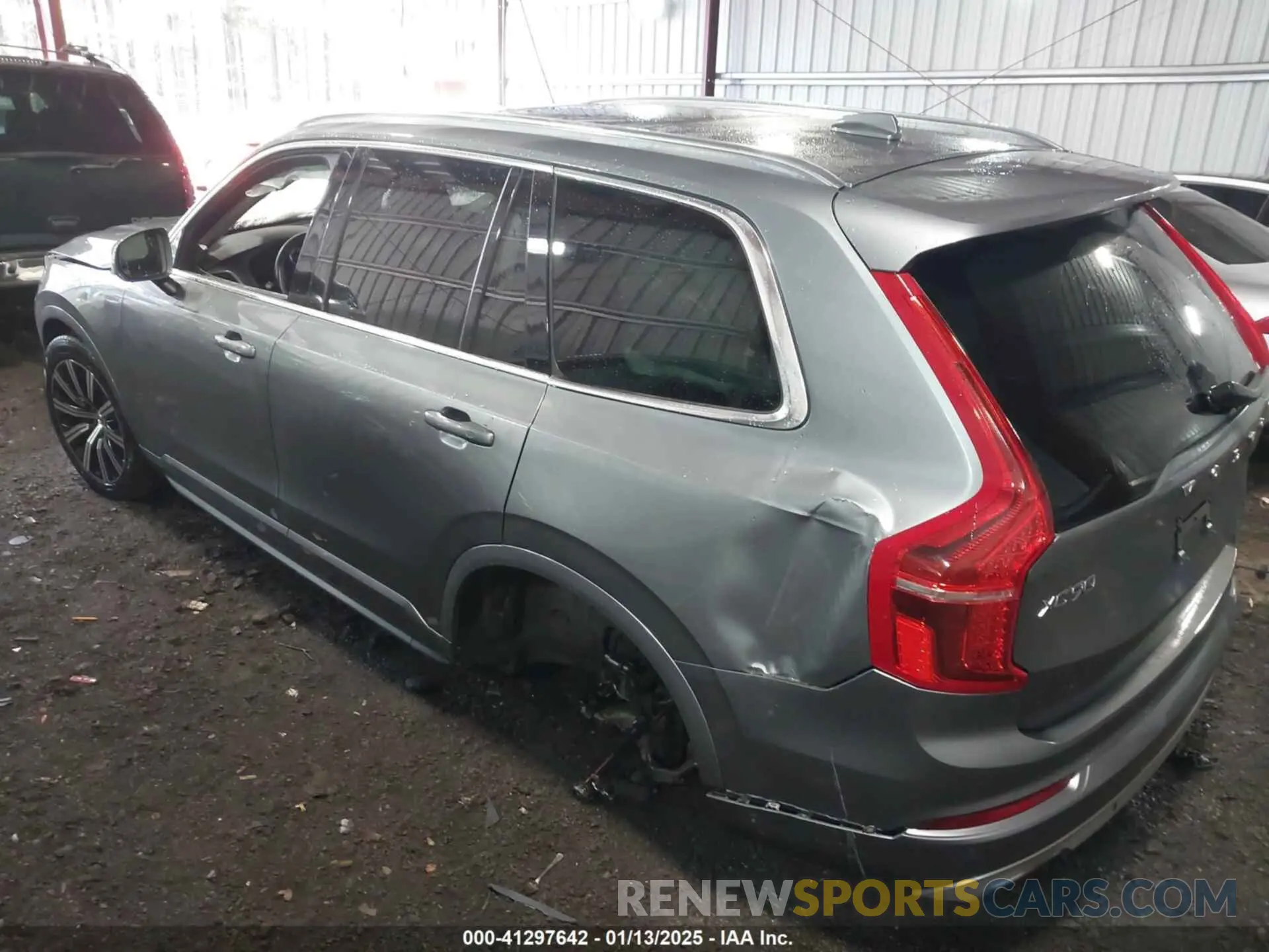 3 fotografías del automóvil dañado YV4102PK3L1573865 VOLVO XC90 2020