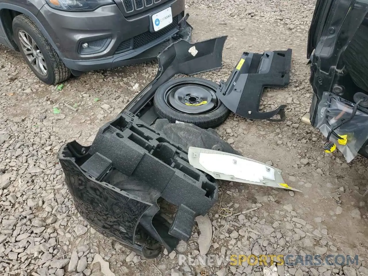 13 fotografías del automóvil dañado YV4102PK4L1571266 VOLVO XC90 2020