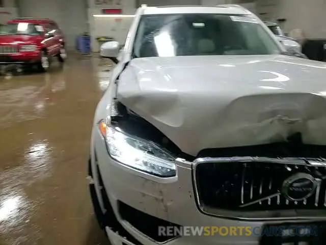13 fotografías del automóvil dañado YV4102PK5L1588559 VOLVO XC90 2020