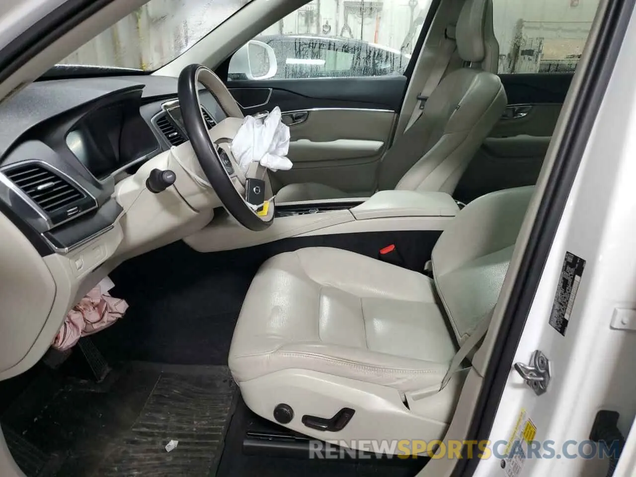 7 fotografías del automóvil dañado YV4102PK5L1588559 VOLVO XC90 2020