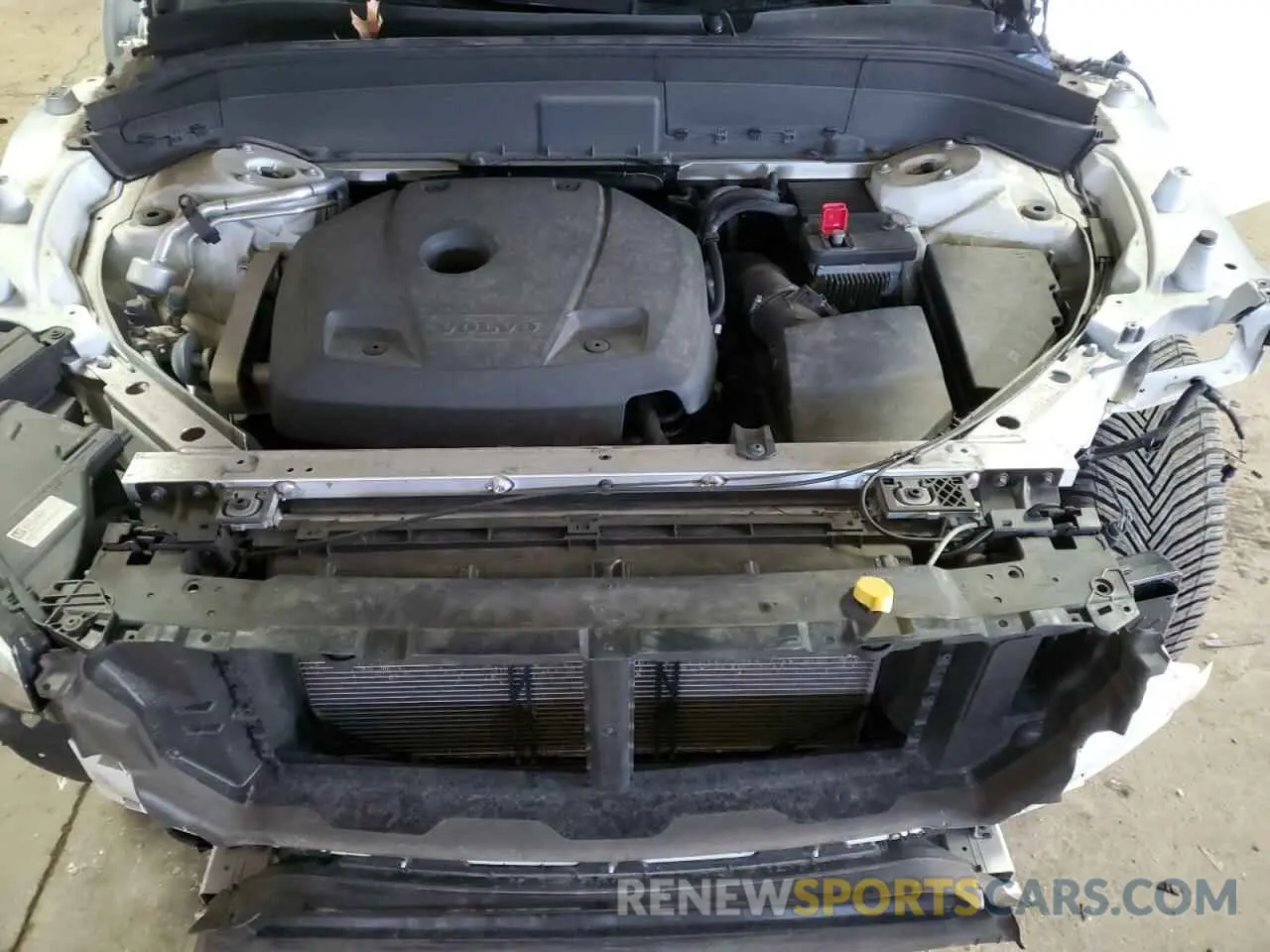 12 fotografías del automóvil dañado YV4102PK6L1533053 VOLVO XC90 2020