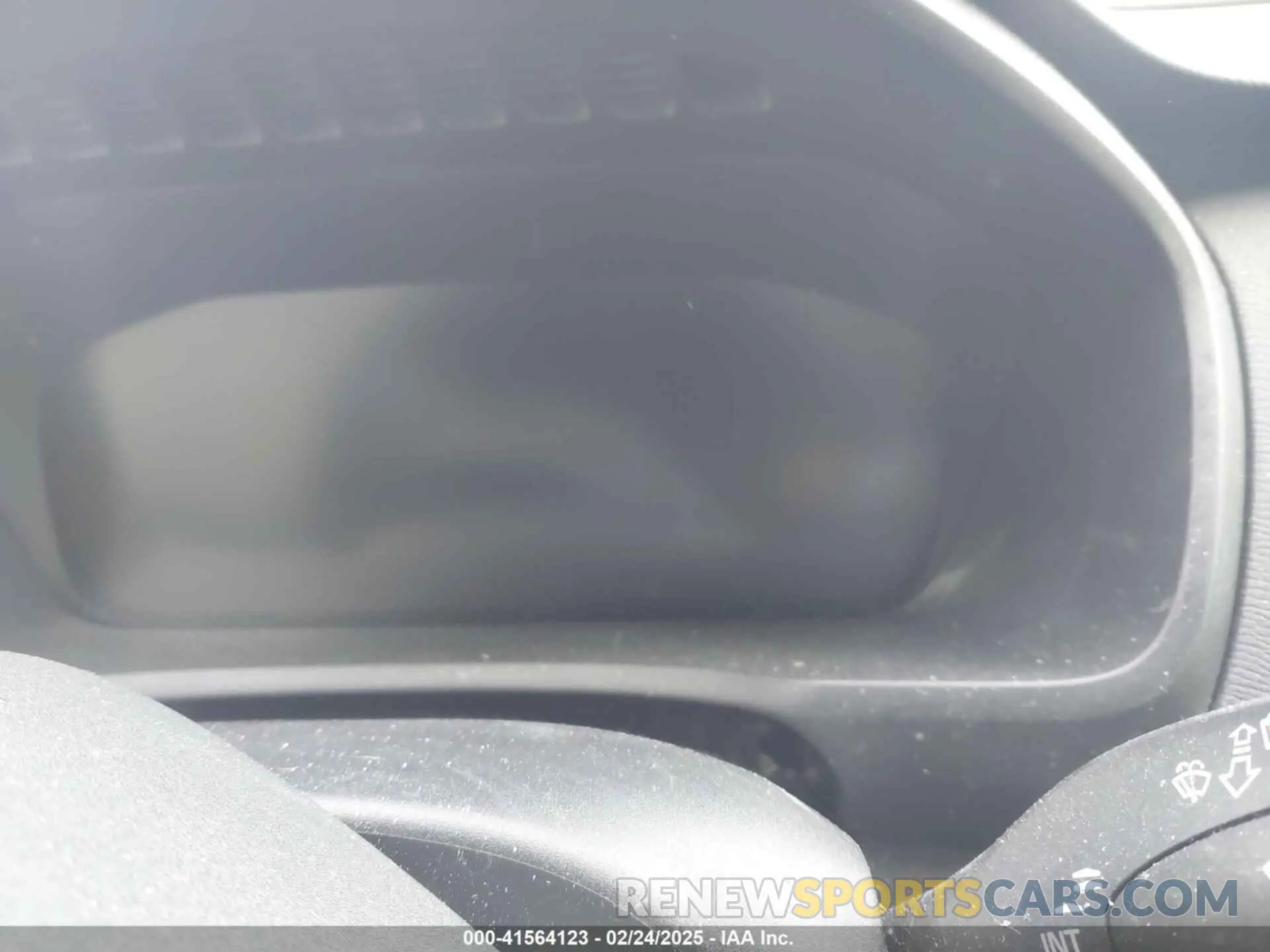 15 fotografías del automóvil dañado YV4102PK7L1568457 VOLVO XC90 2020
