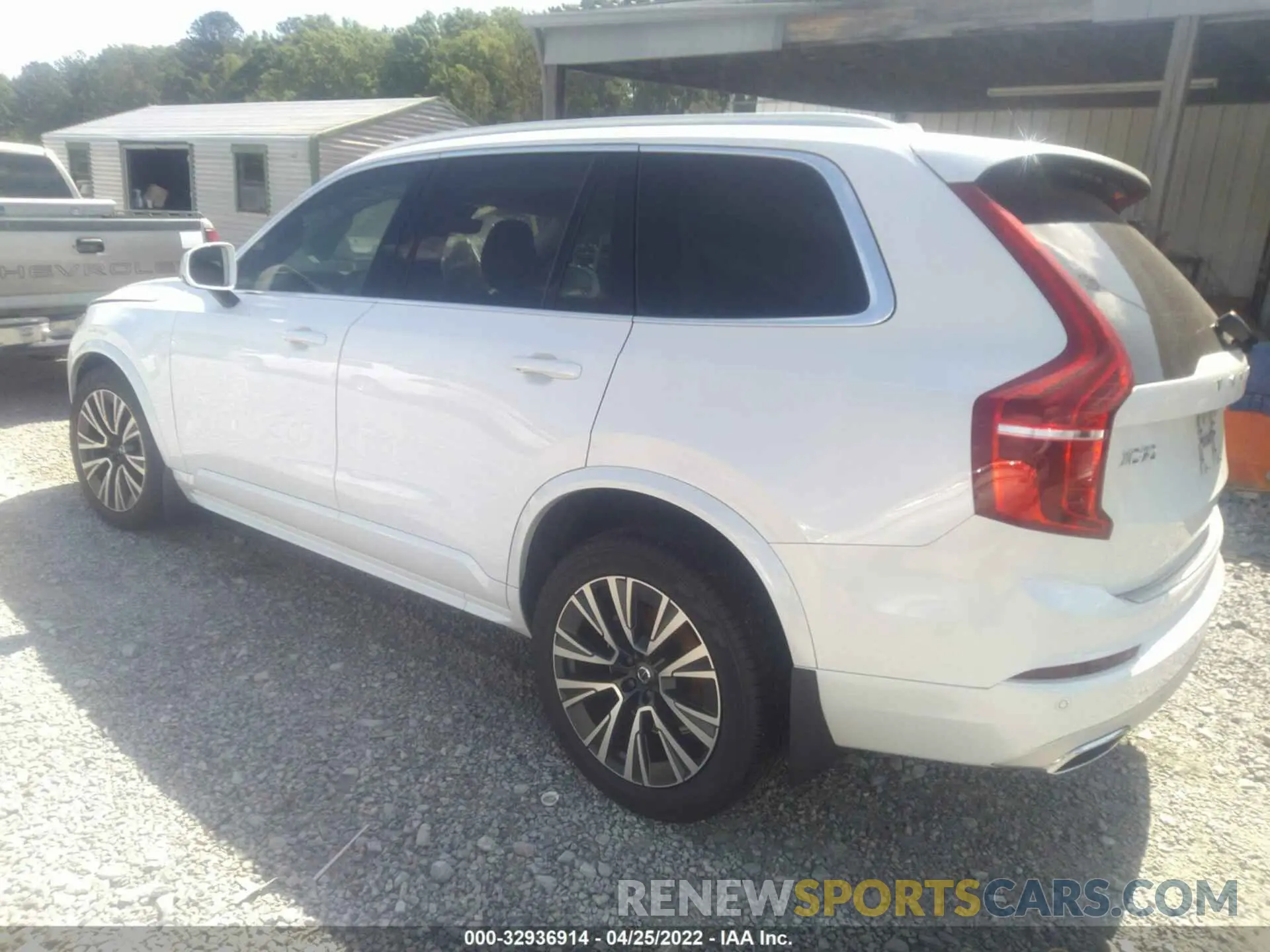 3 fotografías del automóvil dañado YV4102PK7L1622307 VOLVO XC90 2020