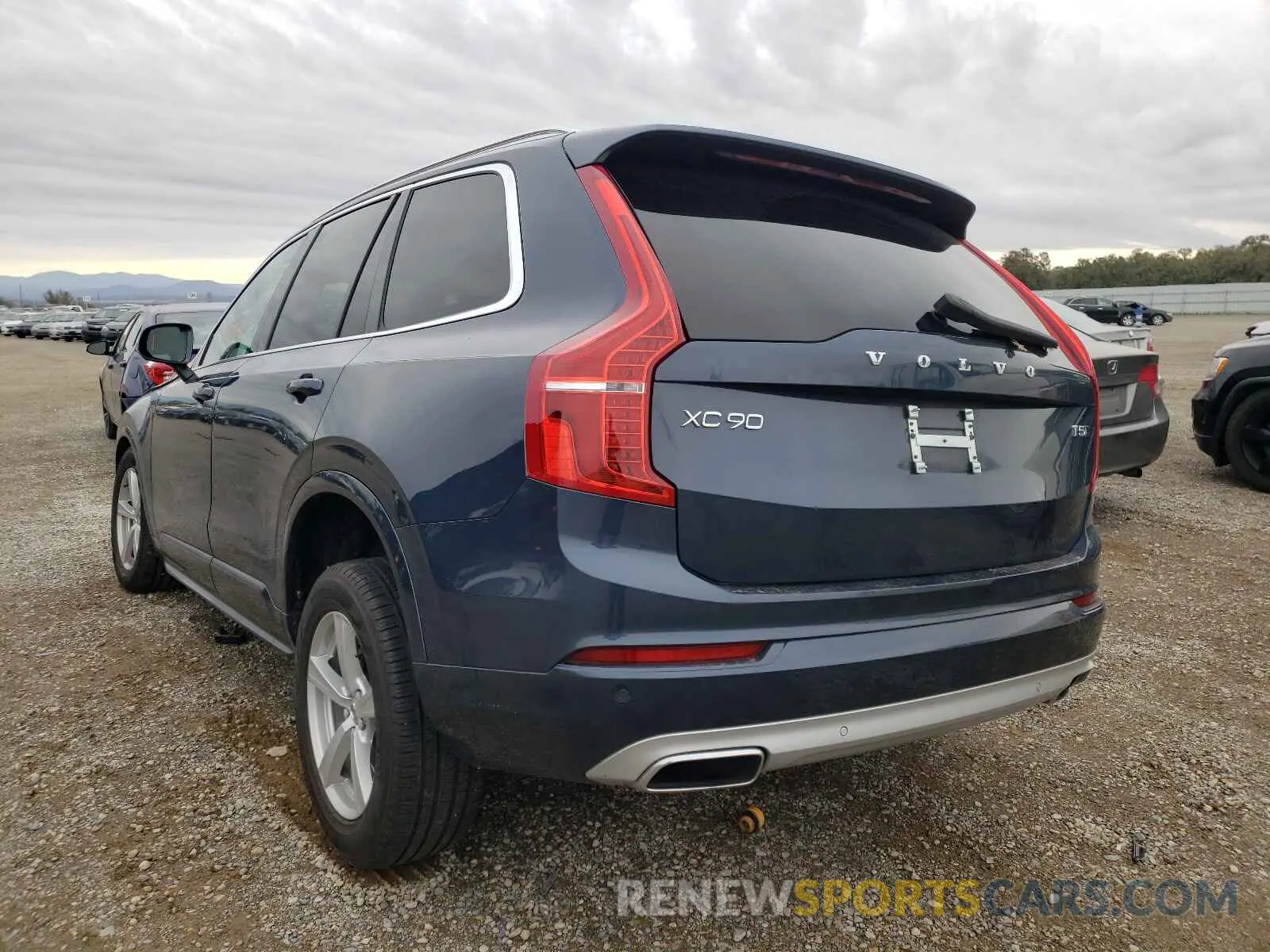 3 fotografías del automóvil dañado YV4102PKXL1540457 VOLVO XC90 2020