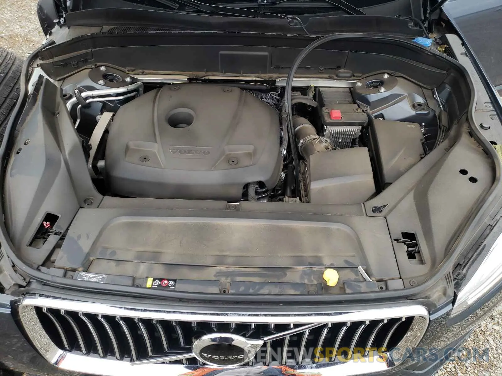 7 fotografías del automóvil dañado YV4102PKXL1540457 VOLVO XC90 2020