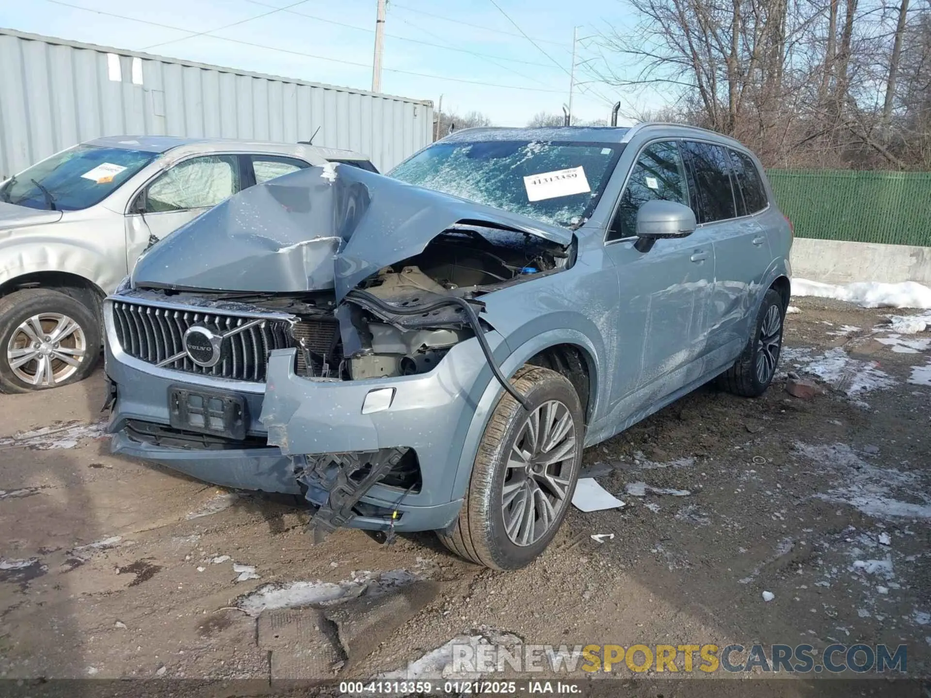 2 fotografías del automóvil dañado YV4A221K0L1562969 VOLVO XC90 2020